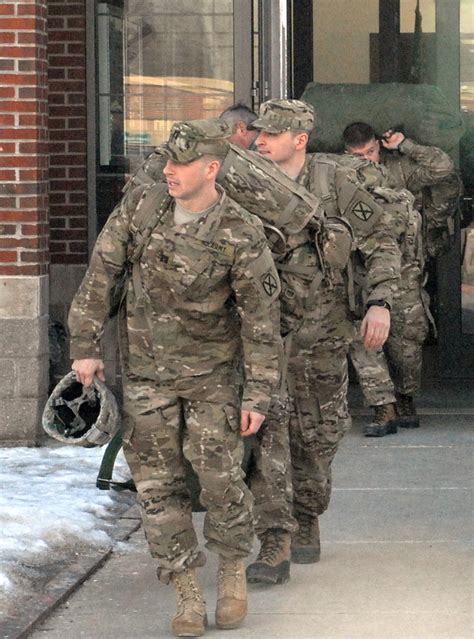 10th Mountain Division Soldiers Deploying