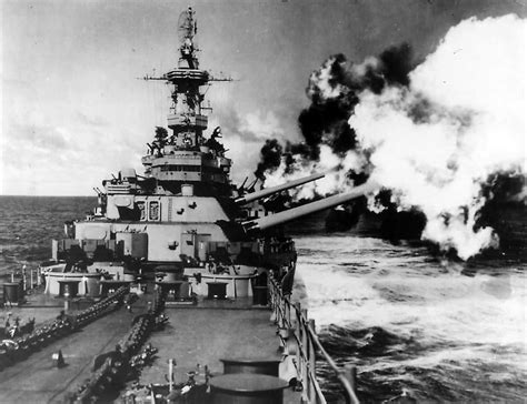 16-inch naval guns on USS Missouri