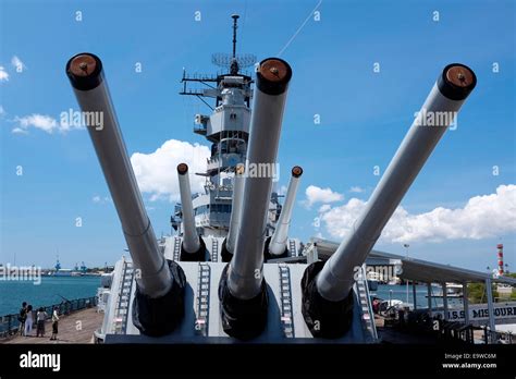 USS Missouri 16-inch guns