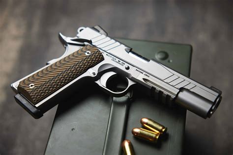 1911 pistol gallery 2