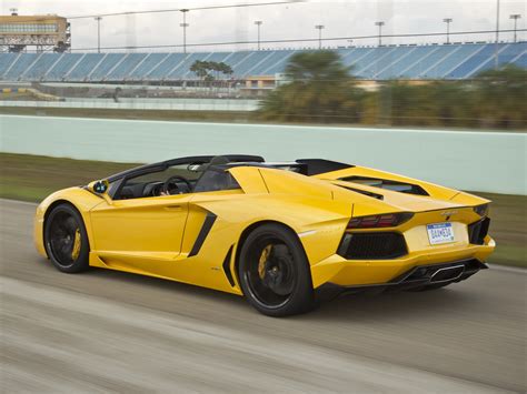 2012 Lamborghini Aventador LP 700-4