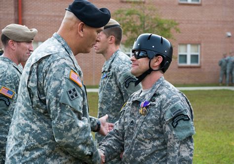 2nd Ranger Battalion soldiers receiving awards