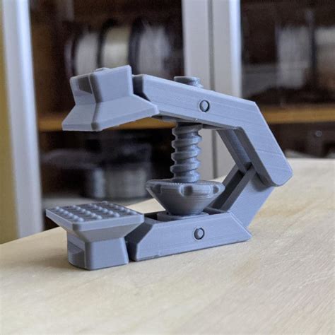 3D Printable Clamp Design