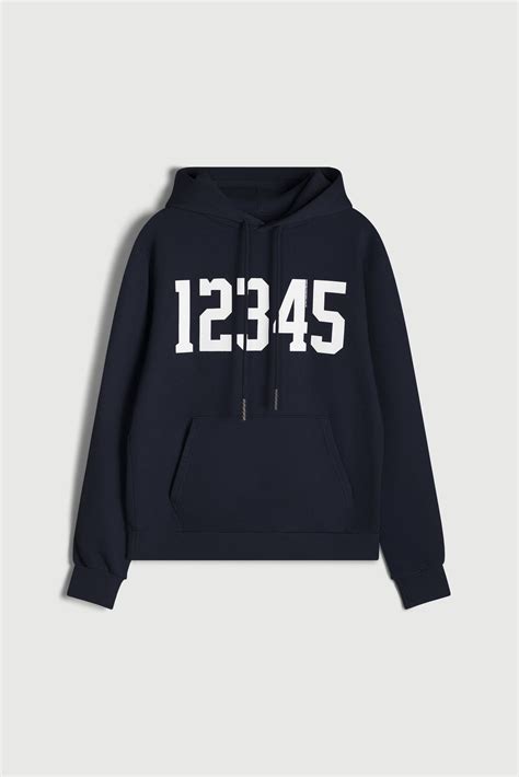 5 Ways to Style a Hooded Sweatshirt Navy