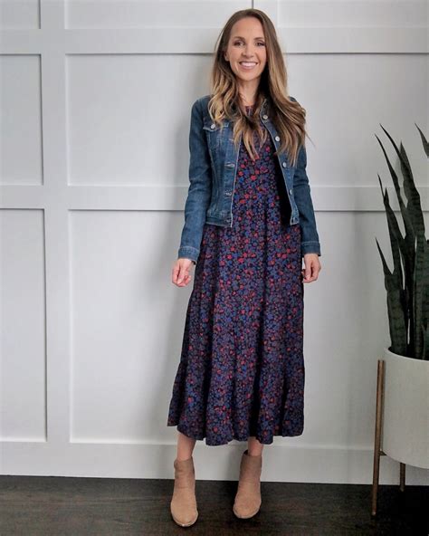 Ways to Style a Navy Midi Dress