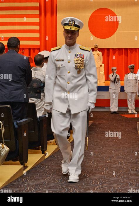 7th Fleet Commander Walks