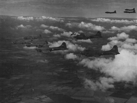 8th Air Force formation image