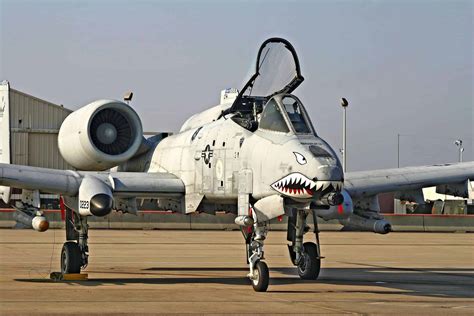 A-10 Warthog maintenance