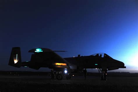 A-10 Warthog night flight