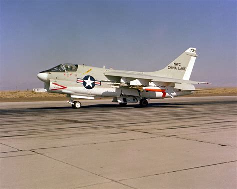 A-7E Corsair II Design Features