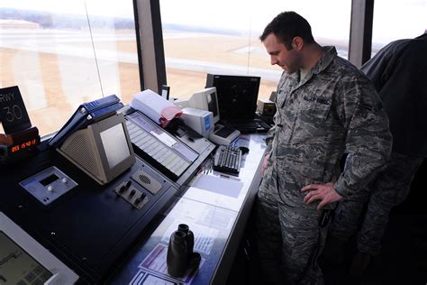 Air Force Air Traffic Control Image 7