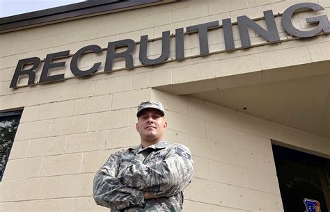 Air Force Reserve Officer Recruiter Image 6