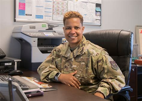 Air Force Reserve Officer Recruiter Image 8