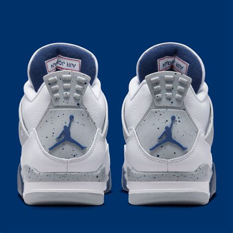 Air Jordan 4 Retro Midnight Navy