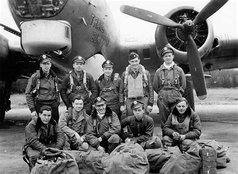 B-17 Bomber Crew