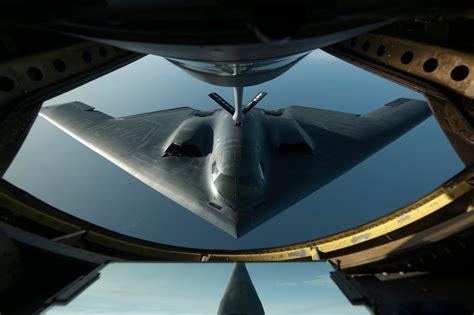 B-2 Bomber refueling