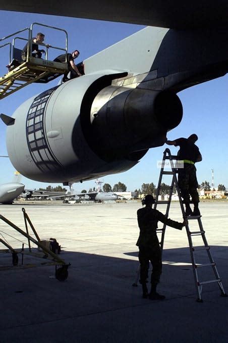 B-2 Spirit maintenance