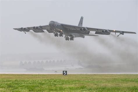 B-52 Takeoff 1