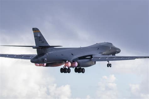 B-1B In Flight