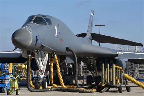 B-1B Lancer maintenance