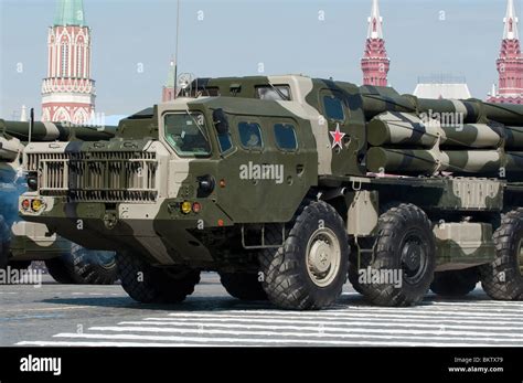 BM-30 Smerch parade