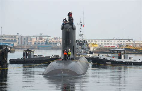 Barracuda Class Submarine Crew