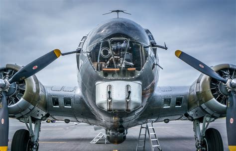 Boeing B-17 Flying Fortress in Formation