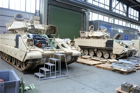 Bradley Fighting Vehicle maintenance