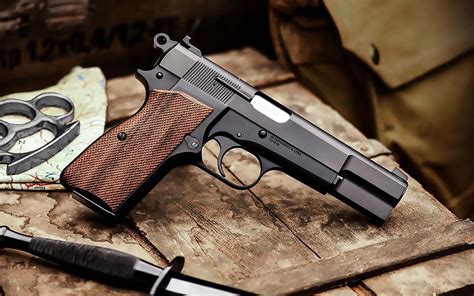 Browning Hi-Power Pistol