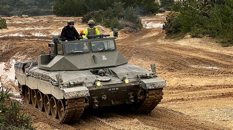 Challenger 2 Tank Crew Working