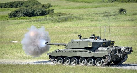 Challenger 2 Tank Firing