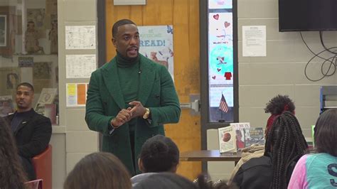 Chauncy Glover Accepting an Award