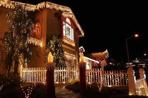 Christmas Lighting Tips