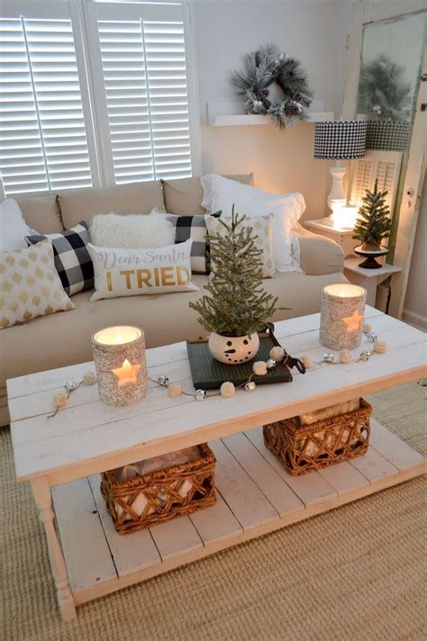 Christmas Tree Decorating Ideas for Small Spaces