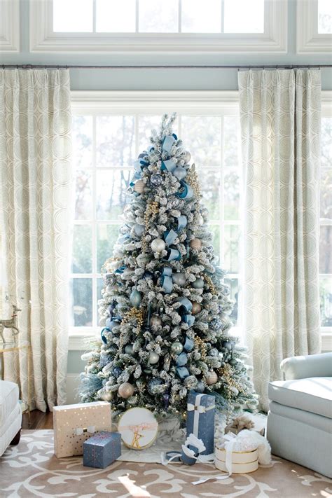 Blue Christmas Tree Ribbon Decoration Ideas