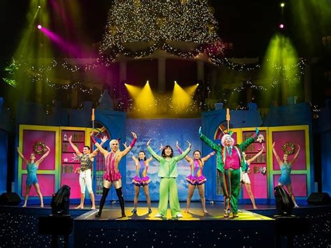 Cirque du Soleil's Spirit of Christmas Family-Friendly