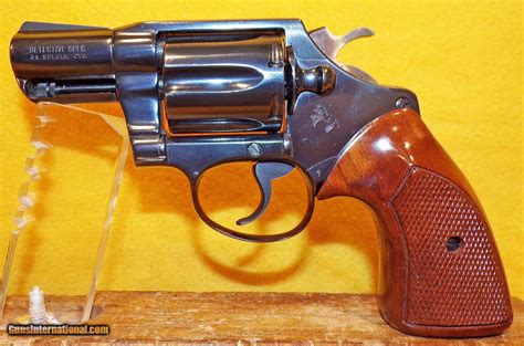 Colt Detective Special Features