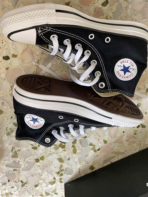 Converse shoes style