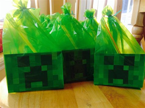 Creeper Face Party Favors