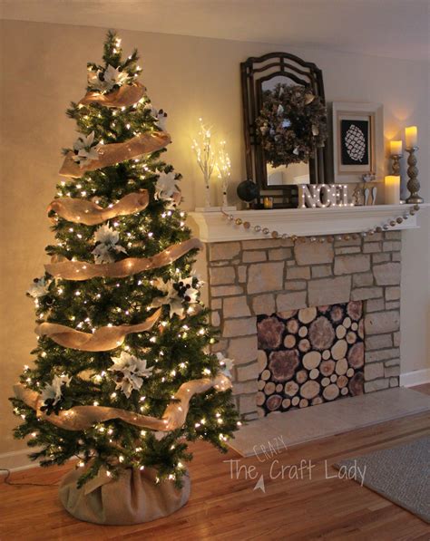 DIY Christmas Tree Decorating