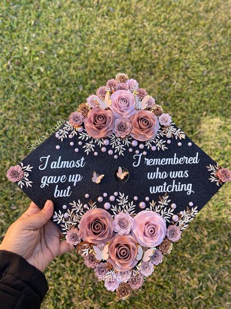 DIY Graduation Cap Decor