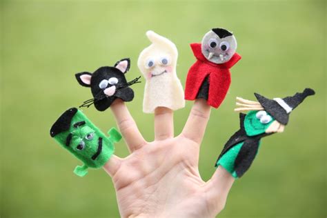 DIY Halloween Finger Puppets