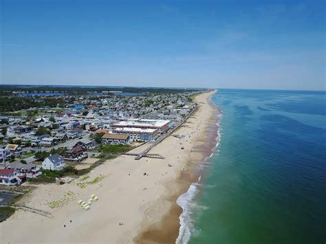 Delaware beach scene