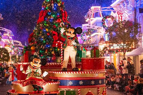 Disney Christmas Experiences