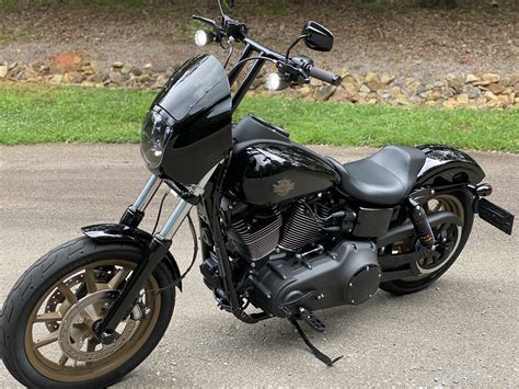 Dyna Motorcycle 3