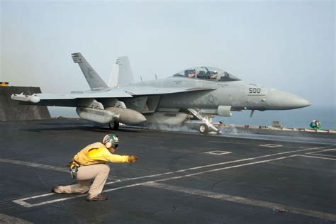 EA-18G Growler operators