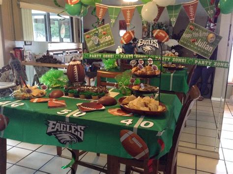 Philadelphia Eagles Party Decorations