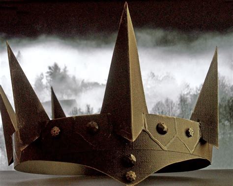 Evil Queen Crown DIY Tutorial Guide