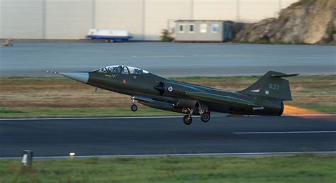 F-104 Starfighter Takeoff