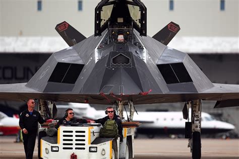 F-117 Nighthawk maintenance